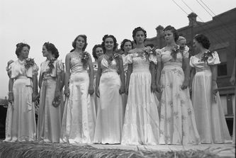 PictureBeauty pagent contestants at National Rice Festival, Crowley, Louisiana, 1938